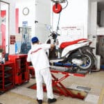 Kiểm tra tổng thể xe máy để đảm an toàn