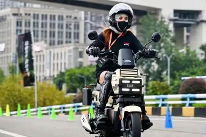 honda SquareX125