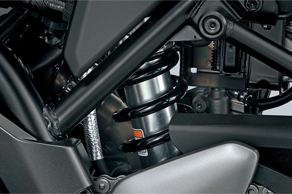 Một số hình ảnh Suzuki SV-7GX 2026 vừa ra mắt, dự kiến mở bán đầu năm 2026