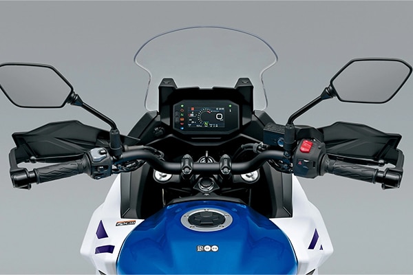 Dáng ngồi Suzuki SV-7GX 2026 vừa ra mắt, dự kiến mở bán đầu năm 2026